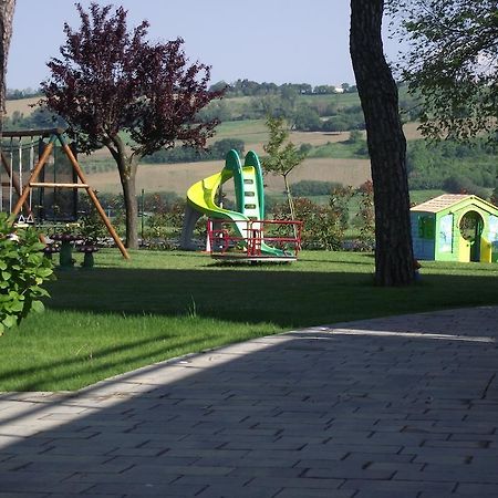Hotel Ausonia Monte Porzio Extérieur photo