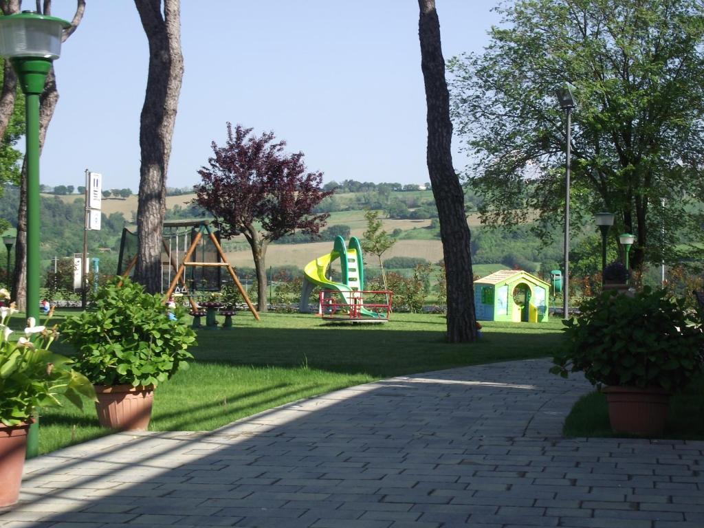 Hotel Ausonia Monte Porzio Extérieur photo